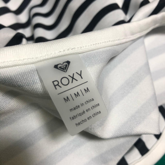 Roxy(ロキシー)のROXY ロキシー　水着　ワンピース　レディース　Mサイズ レディースの水着/浴衣(水着)の商品写真