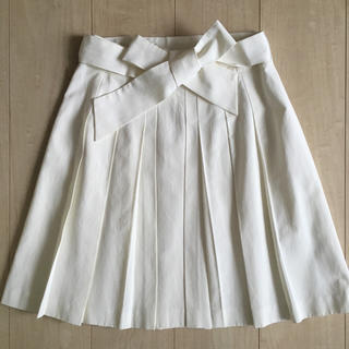クリアインプレッション(CLEAR IMPRESSION)のホワイトスカート(ひざ丈スカート)