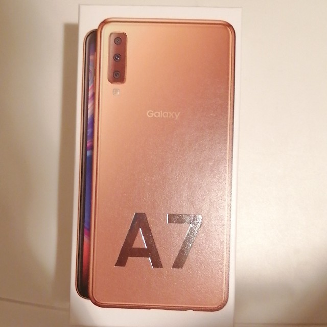 Galaxy A7 モバイル ゴールド　新品未使用未使用　simフリー