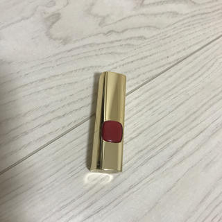 ロレアルパリ(L'Oreal Paris)のロレアル　rc301 ヴィンテージレッド(口紅)