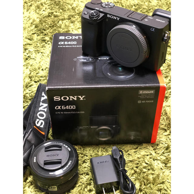 SONY(ソニー)の★サッシー様専用★ sony a6400 、sigma 30mm F1.4 スマホ/家電/カメラのカメラ(ミラーレス一眼)の商品写真