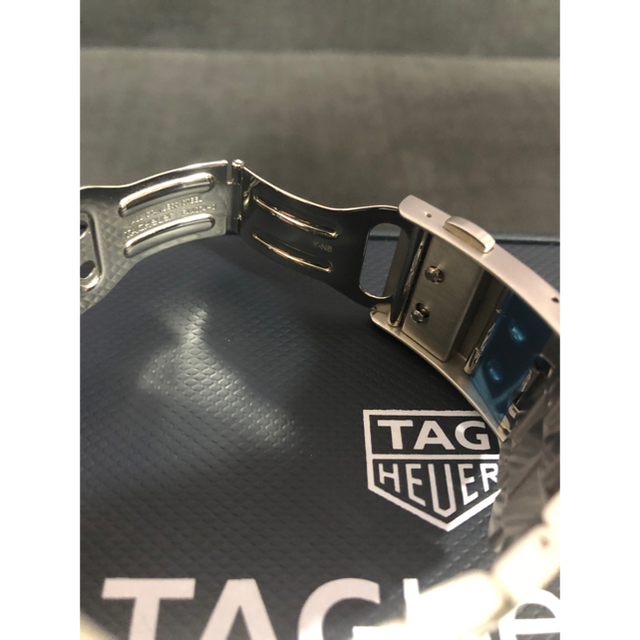 TAG Heuer(タグホイヤー)の専用使用３回　タグホイヤー　フォーミュラ１　CAZ1010.BA0842 正規品 メンズの時計(腕時計(アナログ))の商品写真