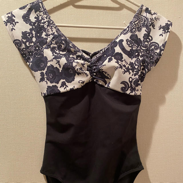 バレエ　レオタード　クラシカル　花柄　美品　Dessus Dessous