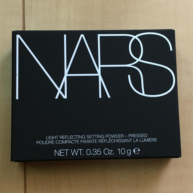 NARS(ナーズ)の値下げ【新品】NARS ライトリフレクティングセッティングパウダー プレストN コスメ/美容のベースメイク/化粧品(フェイスパウダー)の商品写真