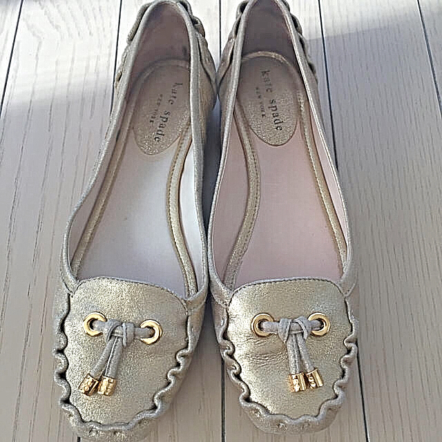 kate spade new york(ケイトスペードニューヨーク)の値下げ中♡ケートスペードのフラットシューズ 美品 レディースの靴/シューズ(スリッポン/モカシン)の商品写真