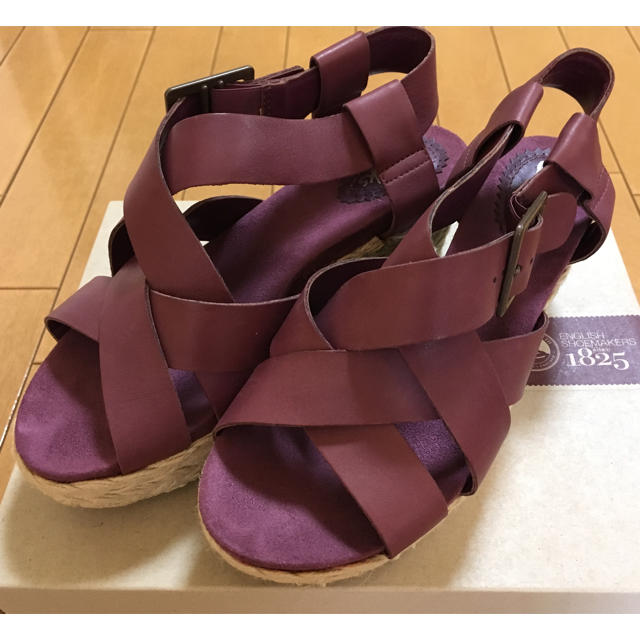 Clarks クラークス レディース サンダル パープルヌバックレザー 麻の通販 By 阿笠 S Shop クラークスならラクマ