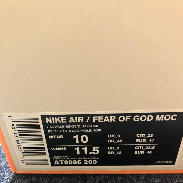 NIKE(ナイキ)のnike air fear of god moc 28cm メンズの靴/シューズ(スニーカー)の商品写真