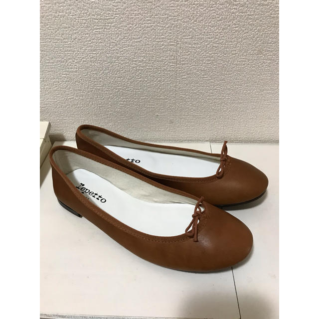 repetto(レペット)の新品レペット　repettoバレエシューズ　フラットシューズ ブラウン  レディースの靴/シューズ(バレエシューズ)の商品写真