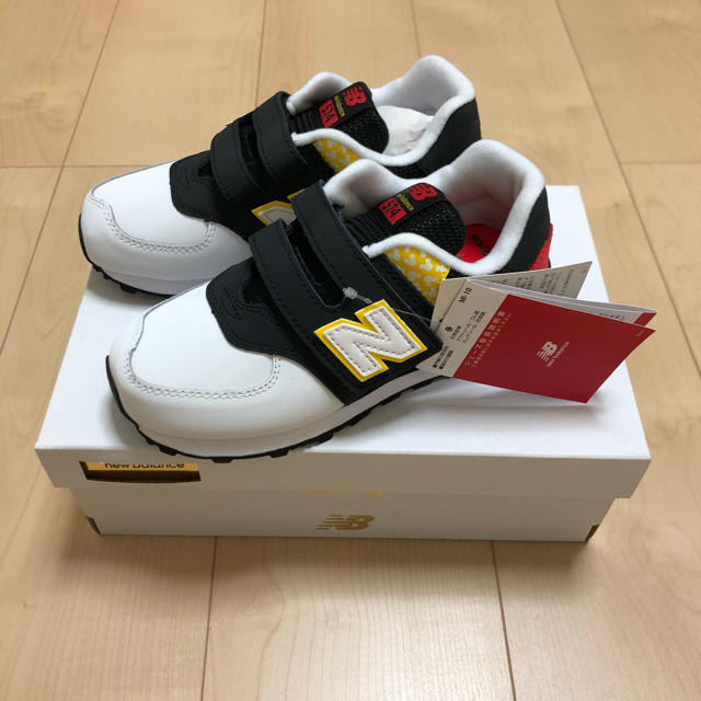 New Balance 新品 限定 ニューバランス ディズニーコラボスニーカー の通販 By Saka S Shop ニューバランス ならラクマ