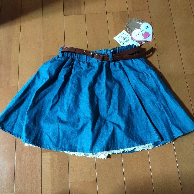 女の子デニムスカート130 インナーパンツ付 キッズ/ベビー/マタニティのキッズ服女の子用(90cm~)(スカート)の商品写真