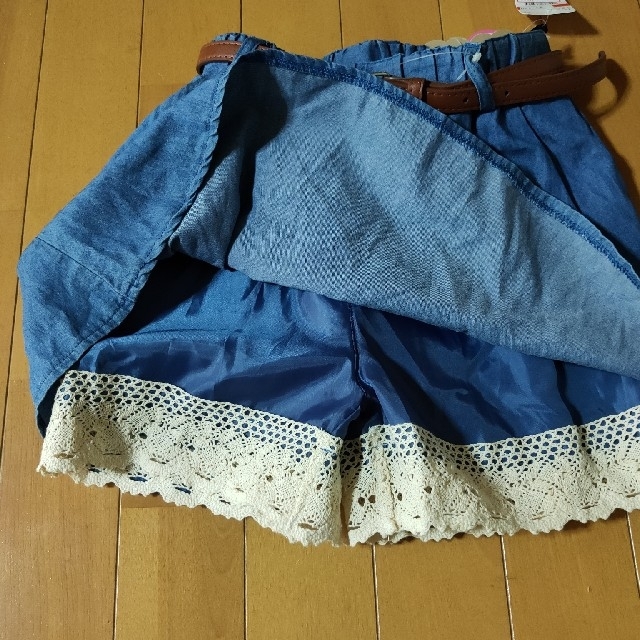 女の子デニムスカート130 インナーパンツ付 キッズ/ベビー/マタニティのキッズ服女の子用(90cm~)(スカート)の商品写真