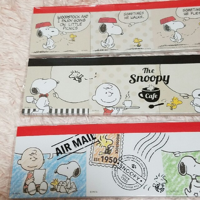 SNOOPY(スヌーピー)のSALE!!　スヌーピー　メモ帳式ふせん　3冊セット ノート　文房具　付箋 インテリア/住まい/日用品の文房具(ノート/メモ帳/ふせん)の商品写真