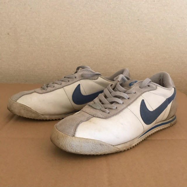 NIKE(ナイキ)のNIKE.SNEAKER.CORTEZ US8.5 メンズの靴/シューズ(スニーカー)の商品写真