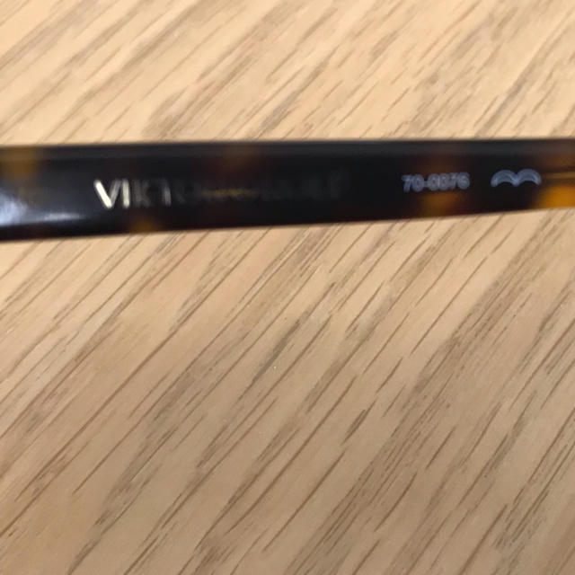 VIKTOR&ROLF(ヴィクターアンドロルフ)のメガネ　victor&rolf メンズのファッション小物(サングラス/メガネ)の商品写真