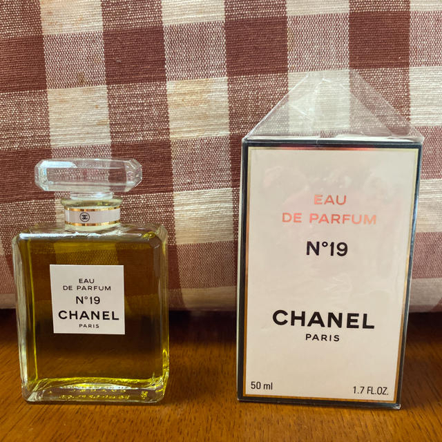 CHANEL - CHANEL 香水 No19 【新品 未使用】の通販 by さき's shop｜シャネルならラクマ