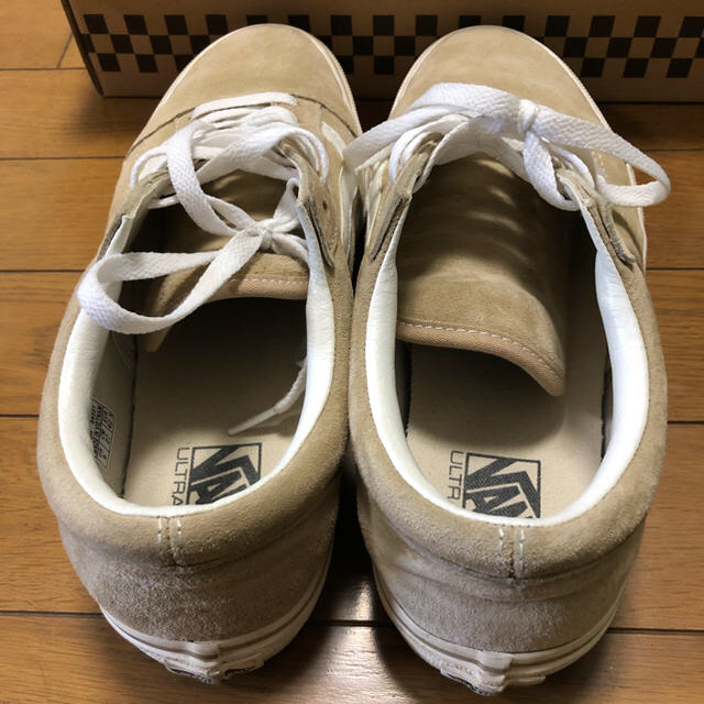 VANS(ヴァンズ)のVANS OLD SKOOL BEIGE 27cm  メンズの靴/シューズ(スニーカー)の商品写真