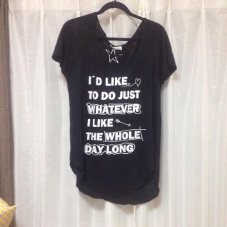 ザラ(ZARA)のZARA   トップス(カットソー(半袖/袖なし))