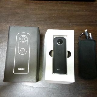 リコー(RICOH)のRICOH THETA S(コンパクトデジタルカメラ)