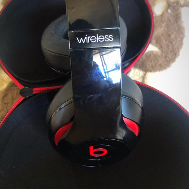 値下げしました　beats wireless headphone