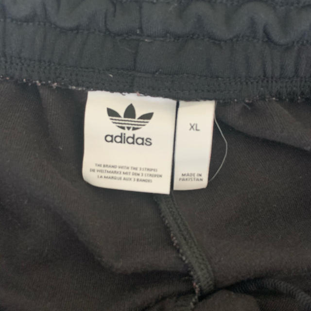 adidas トラックパンツ 1