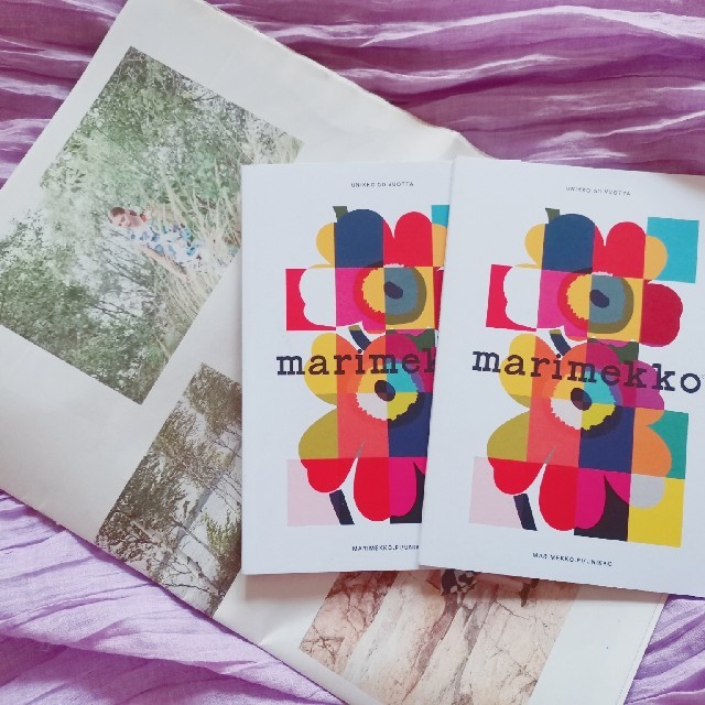 marimekko(マリメッコ)の❲美品❳marimekkoカタログ、フリーペーパー エンタメ/ホビーの雑誌(アート/エンタメ/ホビー)の商品写真