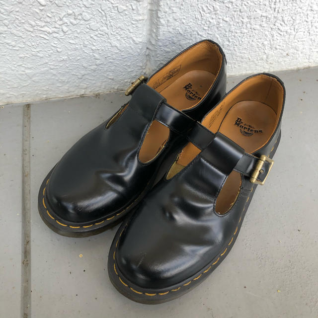 Dr.Martens(ドクターマーチン)のドクターマーチン　UK6 「ポリー Tバーシューズ」 レディースの靴/シューズ(ローファー/革靴)の商品写真