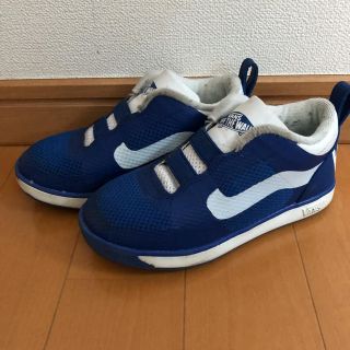 ヴァンズ(VANS)のVANS スニーカー　17 (スニーカー)