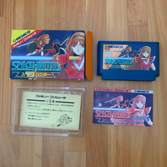ファミリーコンピュータ - ファミコン スペースハンターの通販 by 競馬