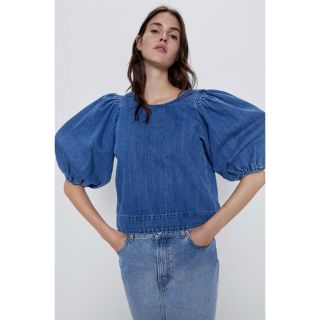 ザラ(ZARA)の新品☆ZARA ザラ パフスリーブデニムトップス(その他)