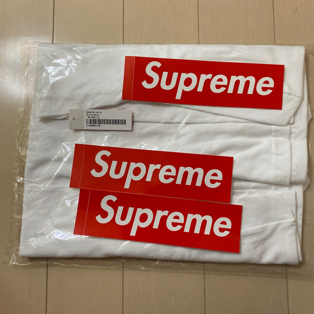 Supreme(シュプリーム)の【新品未使用】supreme bandana box logo tee Sサイズ メンズのトップス(Tシャツ/カットソー(半袖/袖なし))の商品写真