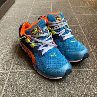 プーマ(PUMA)のプーマ　ファース　500(スニーカー)