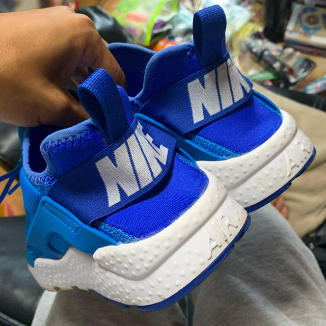 NIKE(ナイキ)のnike air huarache メンズの靴/シューズ(スニーカー)の商品写真