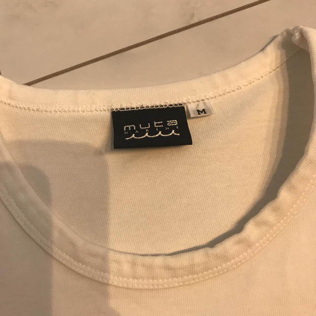 ムータ  Tシャツ　ホワイト レディースのトップス(Tシャツ(半袖/袖なし))の商品写真