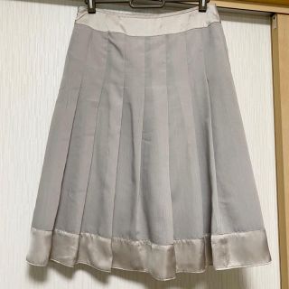 ニジュウサンク(23区)の23区　オシャレなプリーツフレアースカート　38 (ひざ丈スカート)