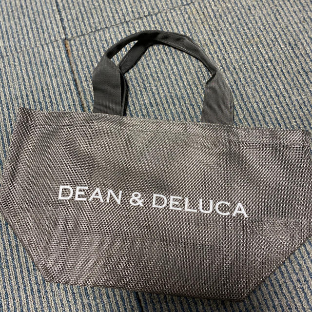 DEAN & DELUCA(ディーンアンドデルーカ)の限定!DEAN&DELUCA メッシュバッグ　S メッシュトートバッグ　シルバー レディースのバッグ(トートバッグ)の商品写真