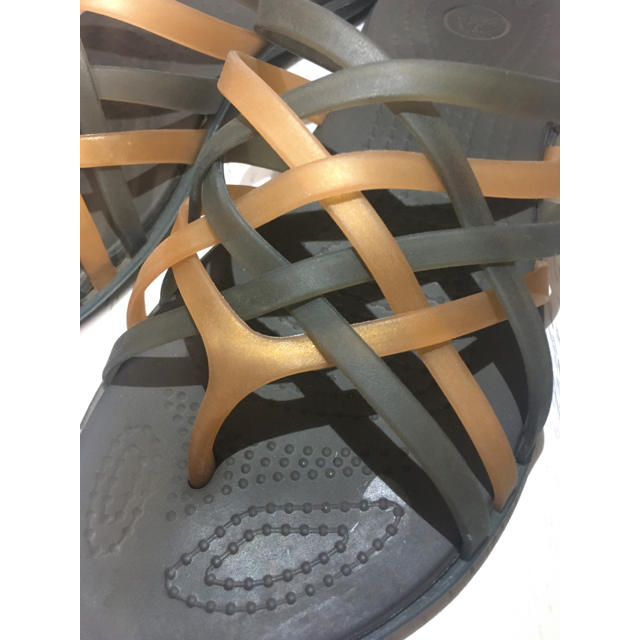 crocs(クロックス)のCrocs クロックス　ビーチサンダル　サンダル　ブラウン　23cm レディースの靴/シューズ(ビーチサンダル)の商品写真