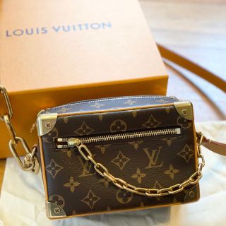 ルイヴィトン(LOUIS VUITTON)の『週末までの限定値下げ』『超希少』ルイヴィトン　モノグラム　ソフトトランク(ショルダーバッグ)