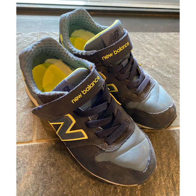 New Balance(ニューバランス)のニューバランス　20cm 子供　キッズ　スニーカー キッズ/ベビー/マタニティのキッズ靴/シューズ(15cm~)(スニーカー)の商品写真