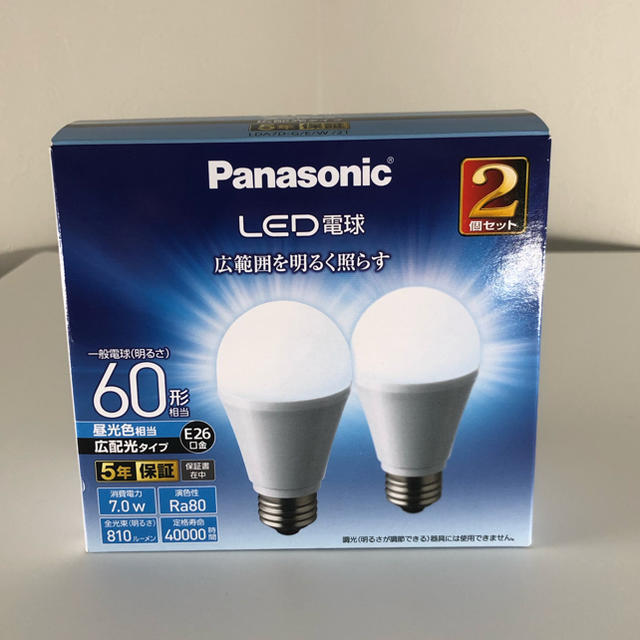 Panasonic(パナソニック)のパナソニック LED電球 口金直径26mm 電球60W 昼光色相当(7.0W) インテリア/住まい/日用品のライト/照明/LED(蛍光灯/電球)の商品写真