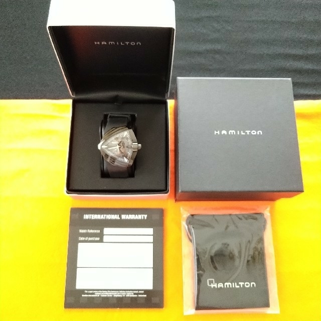 Hamilton(ハミルトン)の【値下げ】HAMILTON ベンチュラ XXL エルヴィス 75周年限定 メンズの時計(腕時計(アナログ))の商品写真