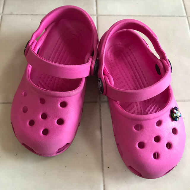 crocs(クロックス)のクロックス　キッズ　サンダル キッズ/ベビー/マタニティのベビー靴/シューズ(~14cm)(サンダル)の商品写真