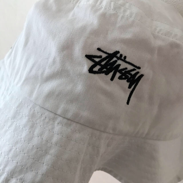 STUSSY(ステューシー)のSTUSSY ストゥーシー　バケットハットStock Bucket Hat レディースの帽子(ハット)の商品写真