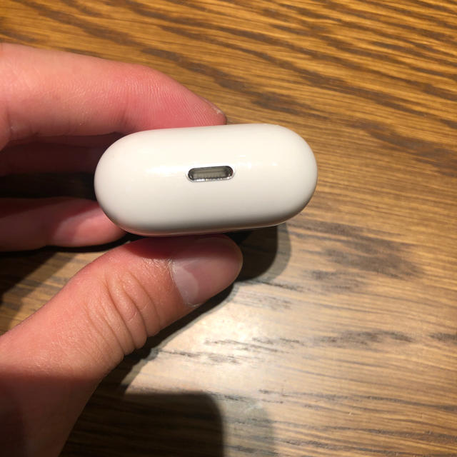 Apple(アップル)のApple AirPods 第1世代 スマホ/家電/カメラのオーディオ機器(ヘッドフォン/イヤフォン)の商品写真