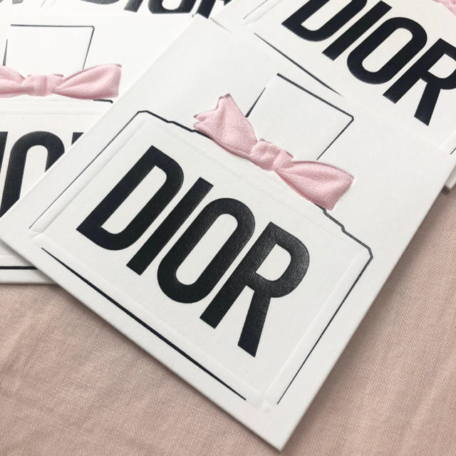 Dior(ディオール)の【非売品】Dior ミスディオール ムエット カード 4枚セット ハンドメイドの文具/ステーショナリー(カード/レター/ラッピング)の商品写真