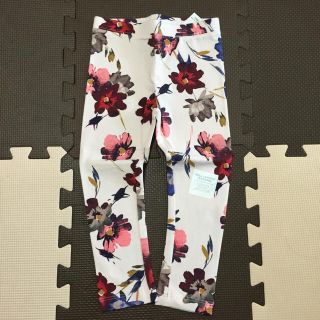 オールドネイビー(Old Navy)の新品 オールドネイビー 花柄レギンス(パンツ/スパッツ)