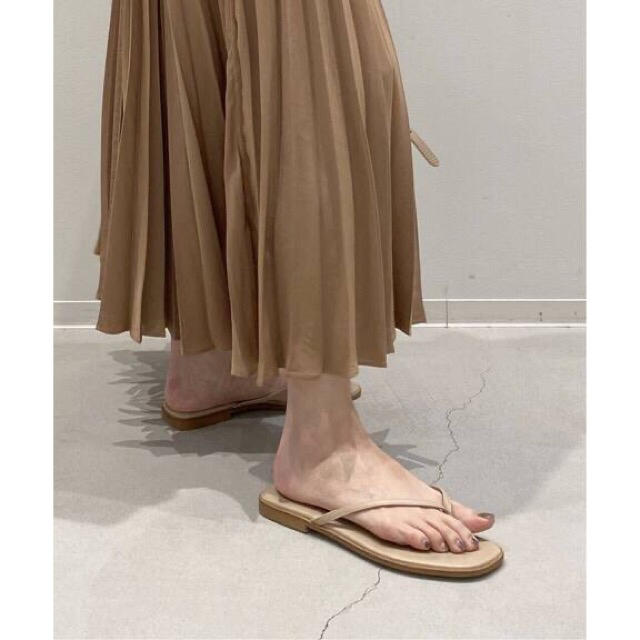 L'Appartement DEUXIEME CLASSE(アパルトモンドゥーズィエムクラス)の【FLATTERED/フラッタード】TLVA Flat Sandal ベージュ レディースの靴/シューズ(サンダル)の商品写真