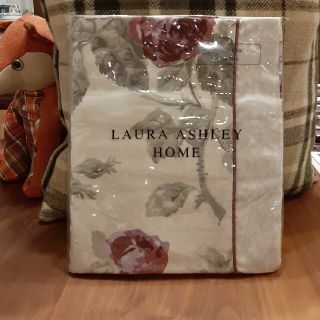 ローラアシュレイ(LAURA ASHLEY)の最終値下げ☆新品（日本仕様）ローラアシュレイ☆ピロケース☆(シーツ/カバー)