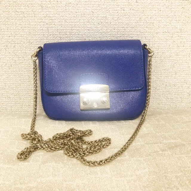 FURLA ミニショルダーバッグ　ブルー