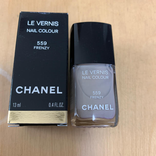 CHANEL(シャネル)のCHANEL ヴェルニ 559 コスメ/美容のネイル(マニキュア)の商品写真