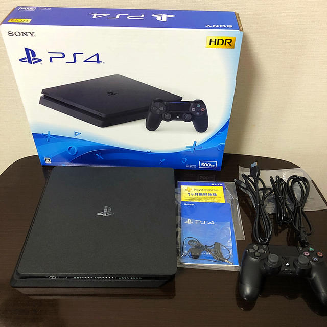 PS4 本体　SONY PlayStation4 本体 CUH-2200AB01